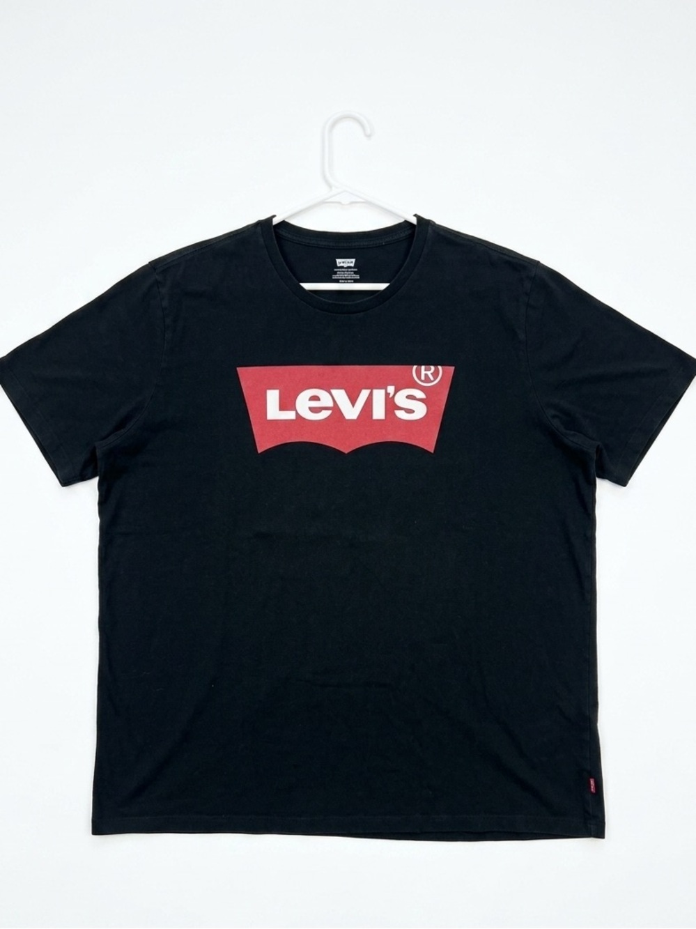 Vintage Style Levi's Black Short Sleeve Tee with Red Logo